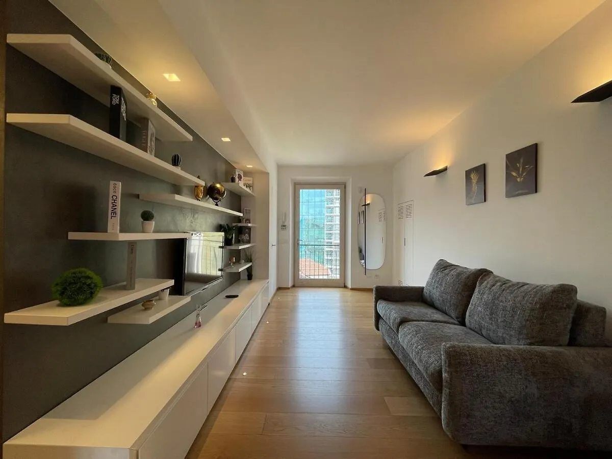 Luxury Brera Apartment - Corso Como 9 ミラノ 0*,
