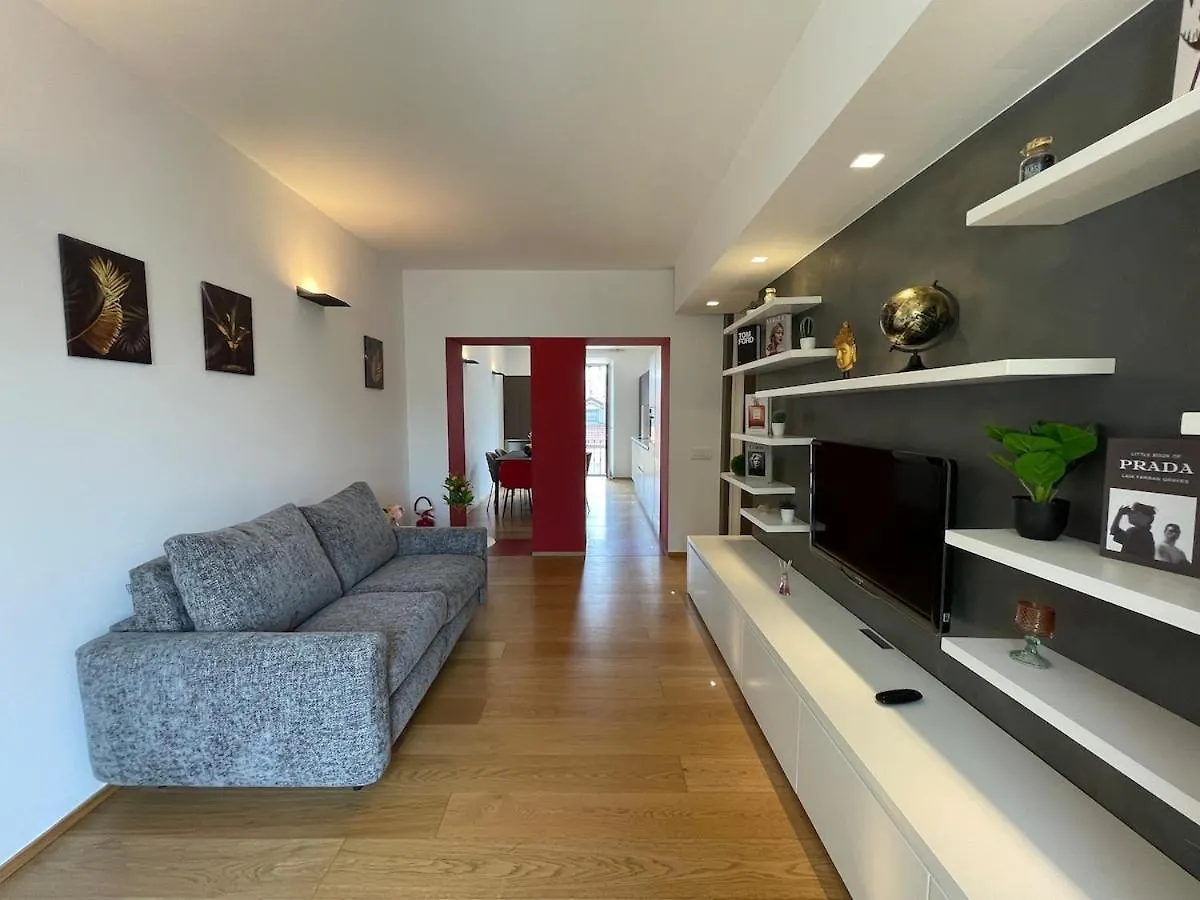 Luxury Brera Apartment - Corso Como 9 ミラノ
